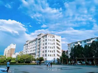 前教學(xué)樓